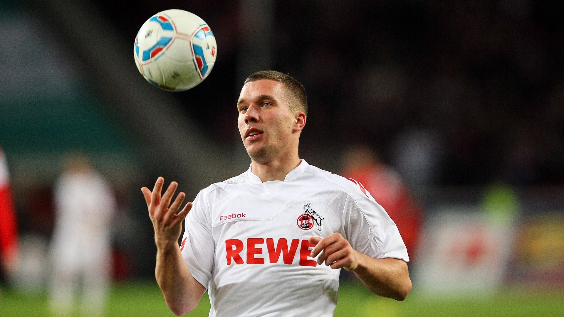 _跨界合作：运动品牌与娱乐产业的结合_，运动品牌行业发展方向